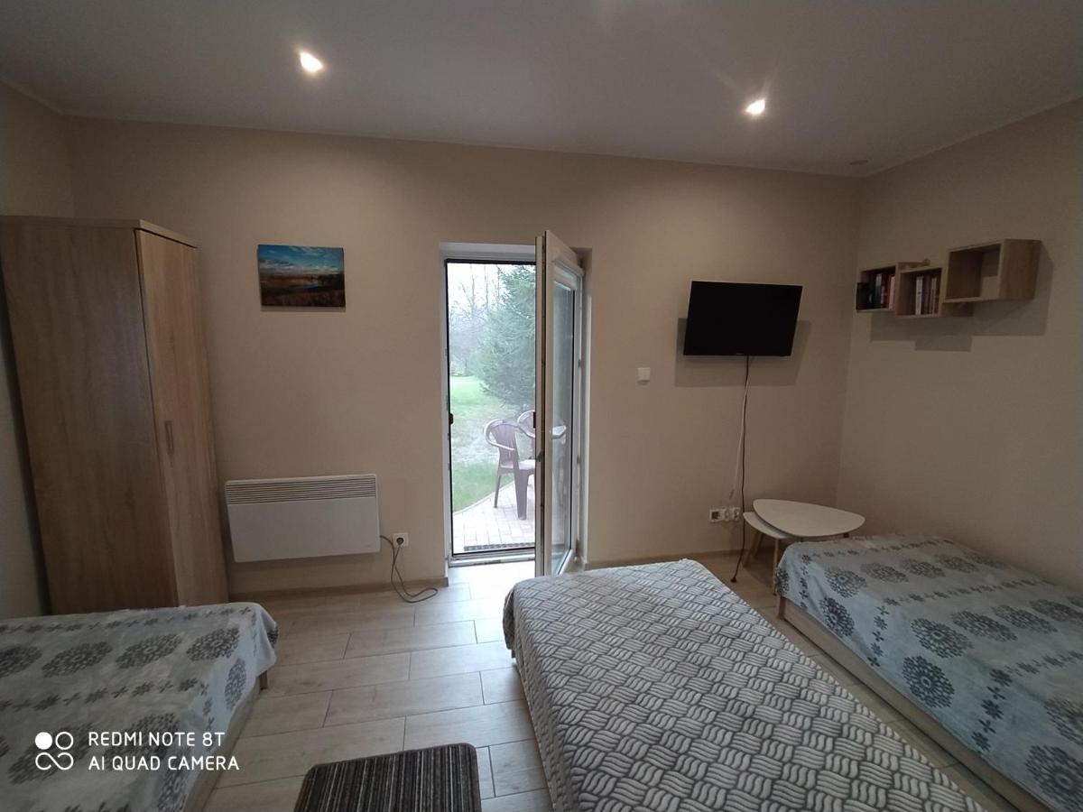 Dolistowka Apartamenty, Pole Namiotowe, Balia Z Jacuzzi, Ogrod Warzywny Dla Gosci, Plac Zabaw Dla Dzieci Goniadz Ngoại thất bức ảnh