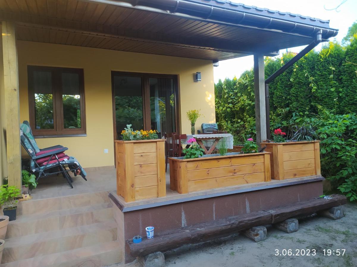 Dolistowka Apartamenty, Pole Namiotowe, Balia Z Jacuzzi, Ogrod Warzywny Dla Gosci, Plac Zabaw Dla Dzieci Goniadz Ngoại thất bức ảnh
